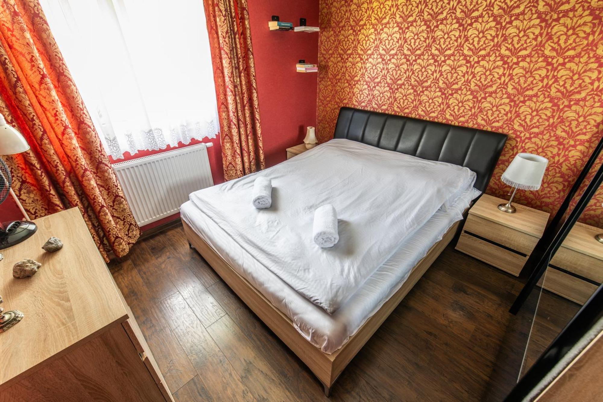 Large Luxury Apartment Wieliczka Exterior photo